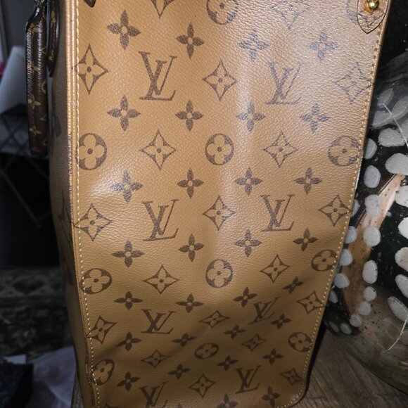 Authentic Preloved LV On the Go Reverse Mono Giant GM Tote - Picture 3 of 15